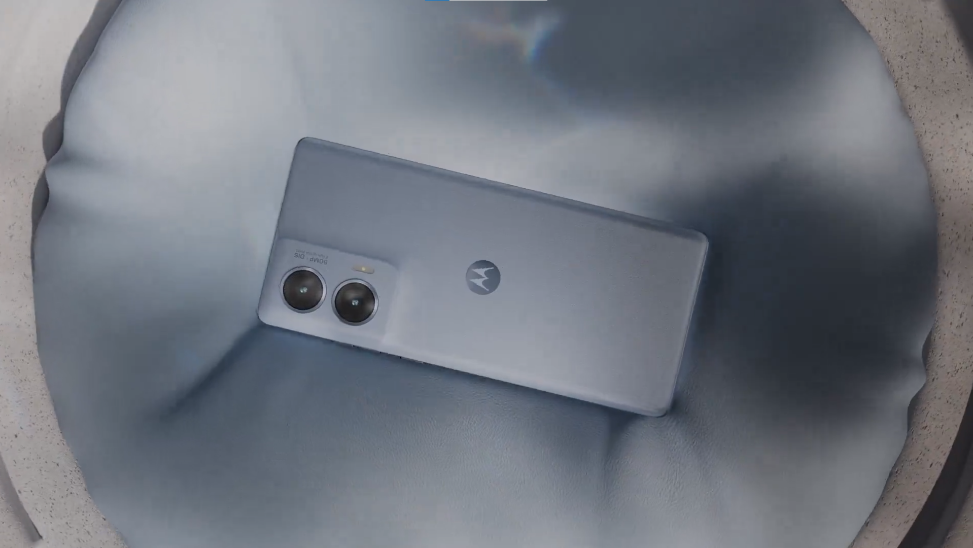 Motorola Edge 50 Fusion promo video leaks out confirming design, dual cameras & more 1 Motorola Edge 50 Fusion promo video leaks out confirming design, dual cameras & more - Motorola - News