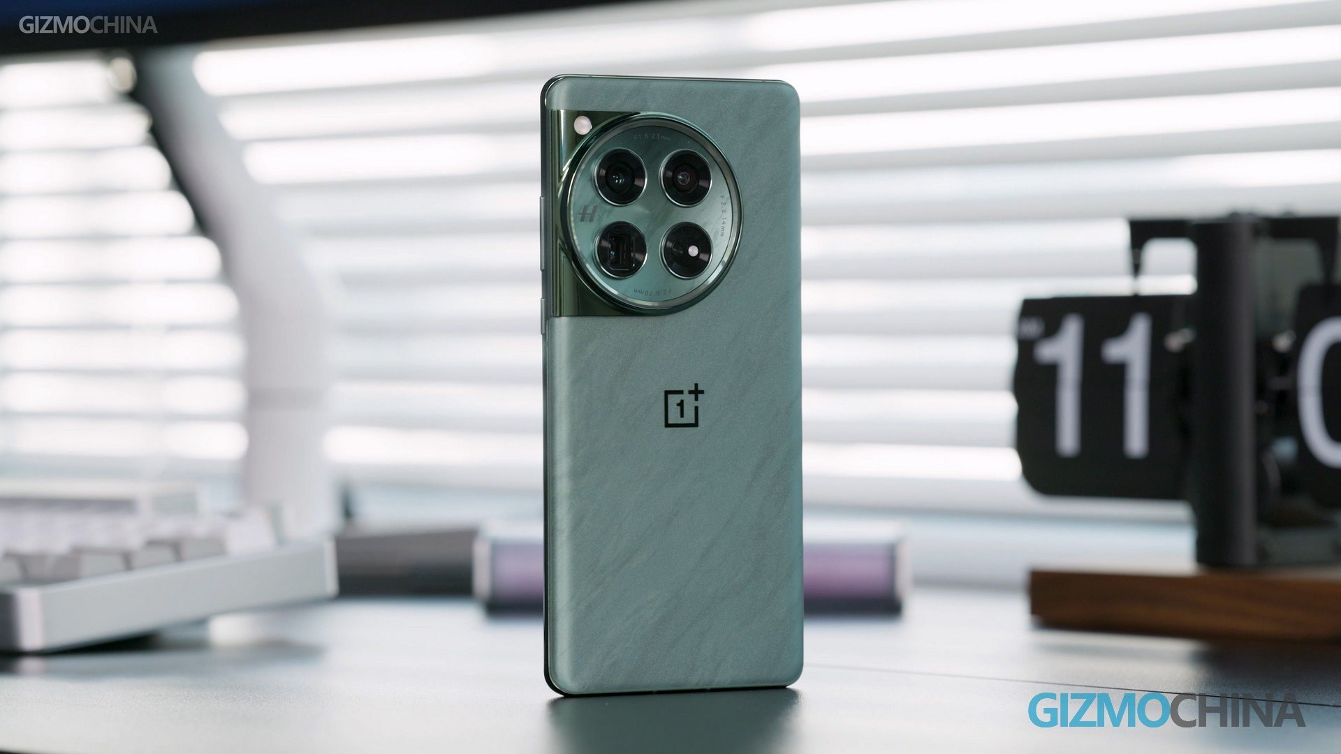 OnePlus Introduces AI Eraser For Compatible Devices, Will Rollout This Month 1 OnePlus Introduces AI Eraser For Compatible Devices, Will Rollout This Month - News - News
