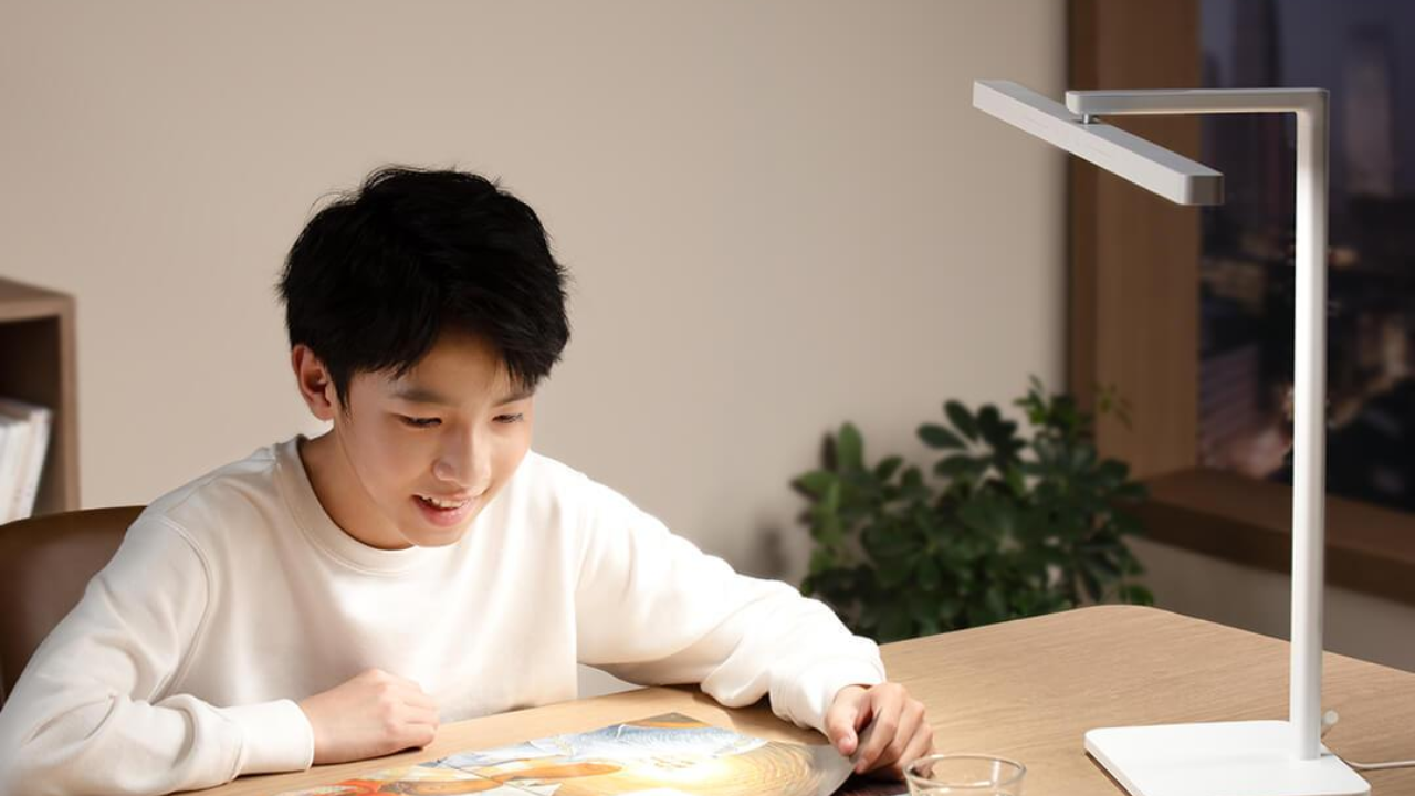 Xiaomi unveils Mijia Desk Lamp 2: Offers bigger lamp head, better illumination & HyperOS 1 Xiaomi unveils Mijia Desk Lamp 2: Offers bigger lamp head, better illumination & HyperOS - News - News