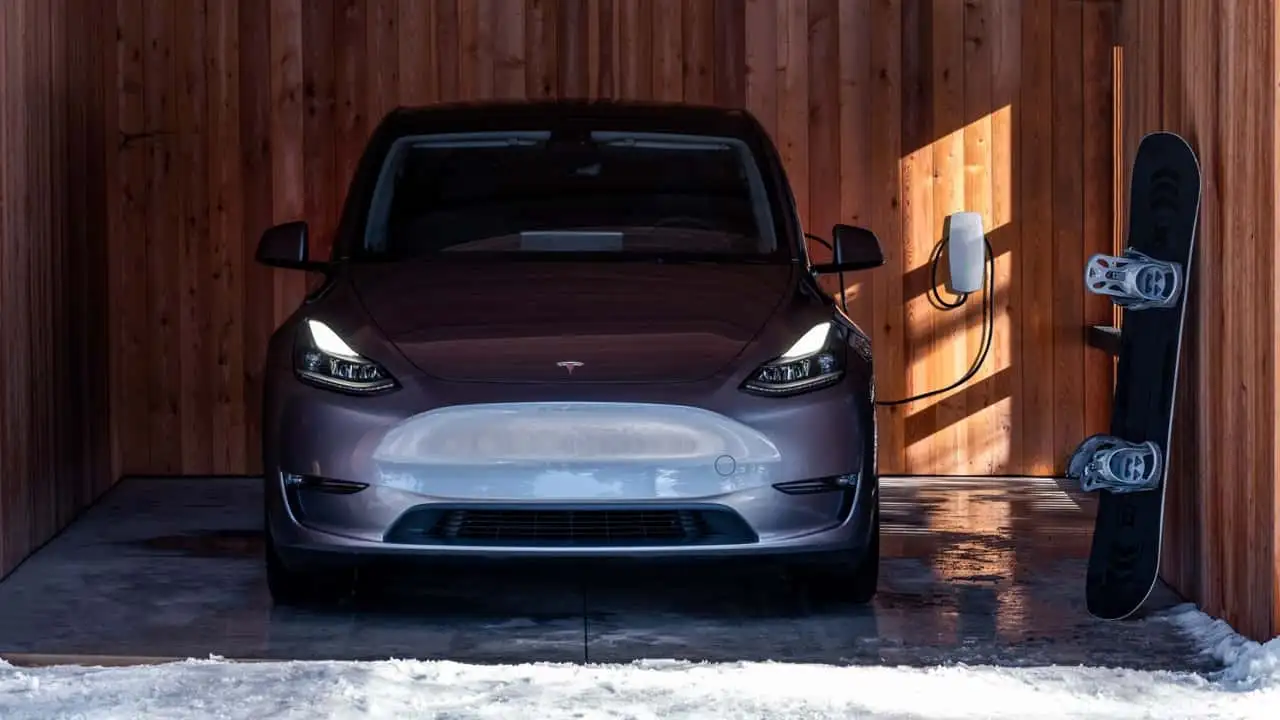 Tesla is Now Manufacturing Right-hand Drive EV Models for Potential Indian Exports 1 Tesla is Now Manufacturing Right-hand Drive EV Models for Potential Indian Exports - News - News